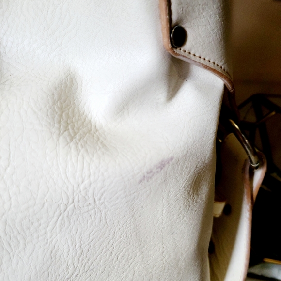 Matt & Nat large white leather hobo bag - Picture 9 of 11